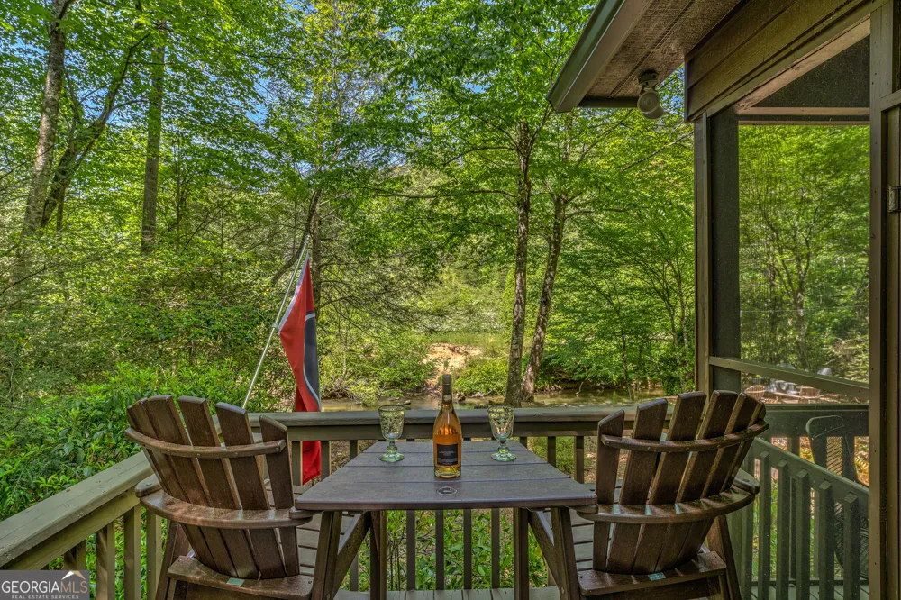 88 Cumberland LN Epworth, GA 30541