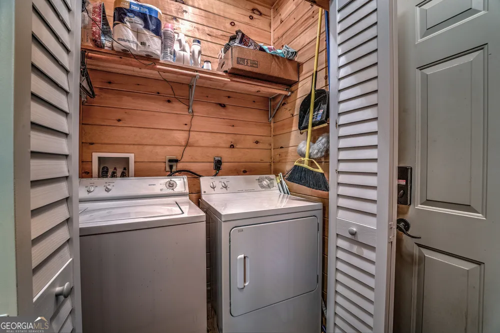 88 Cumberland LN Epworth, GA 30541