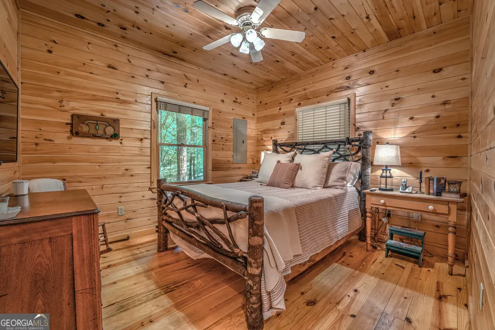88 Cumberland LN Epworth, GA 30541