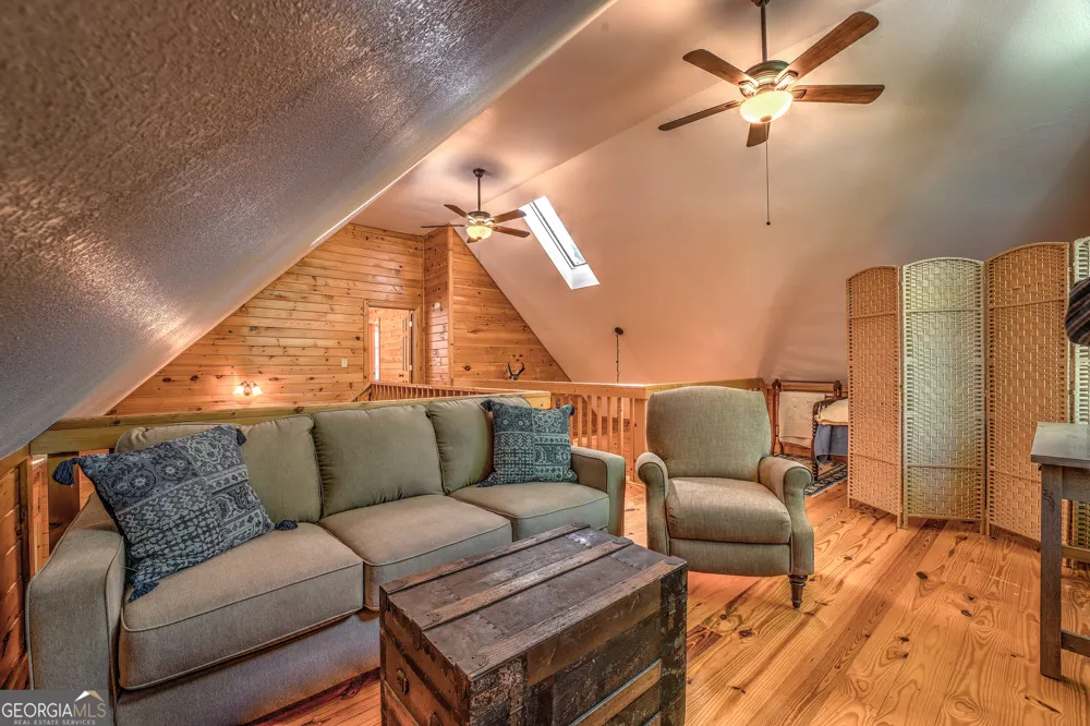88 Cumberland LN Epworth, GA 30541