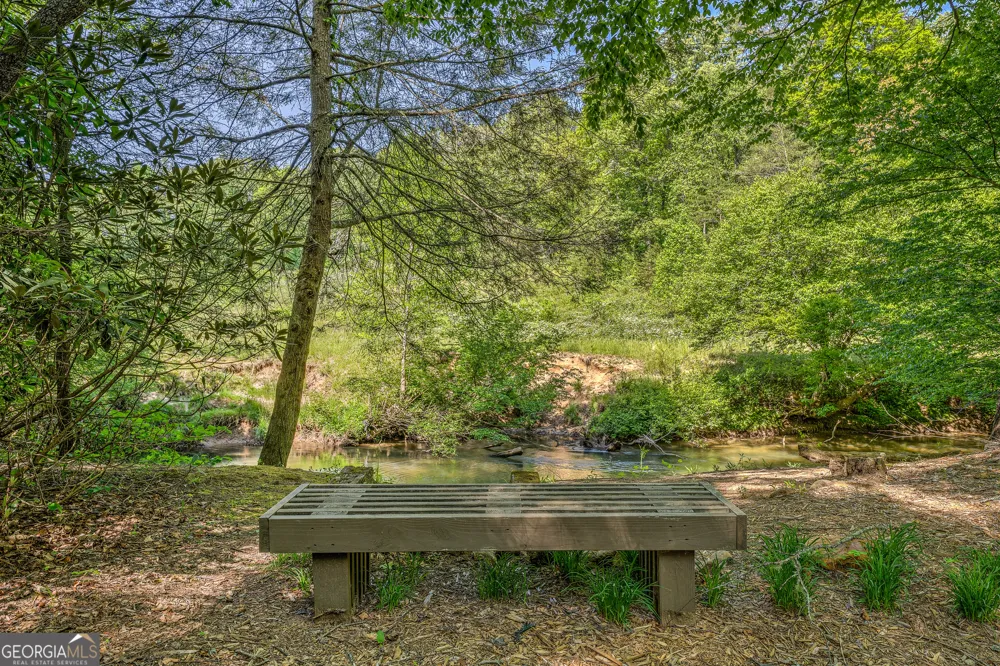 88 Cumberland LN Epworth, GA 30541