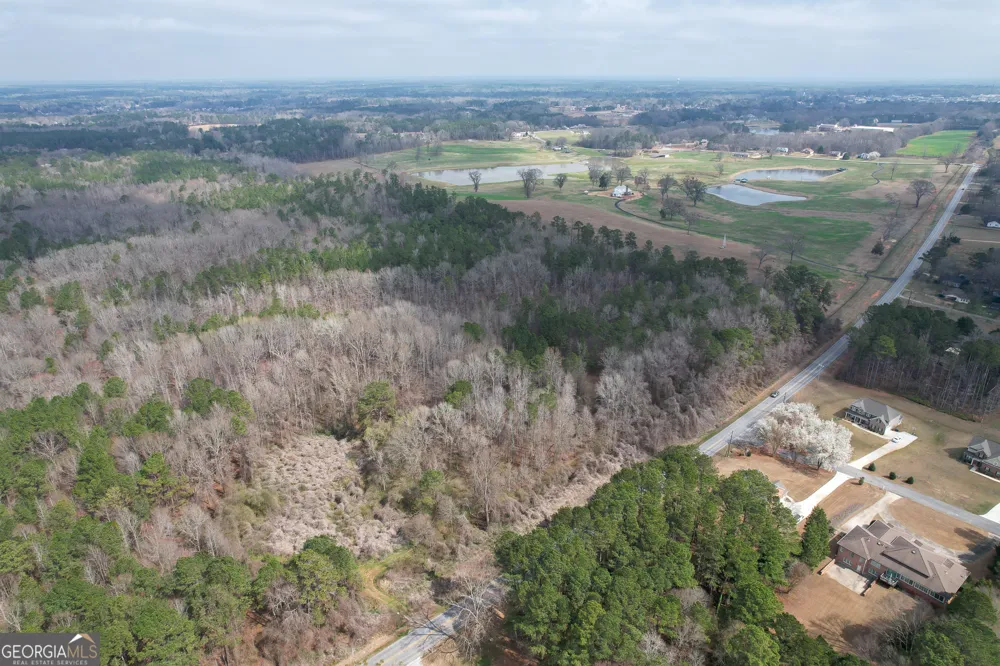 1041 Ellis RD Griffin, GA 30223