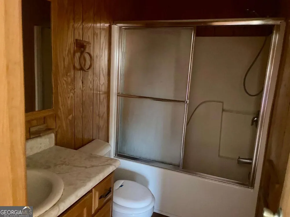 109 Lincoln DR Glennville, GA 30427