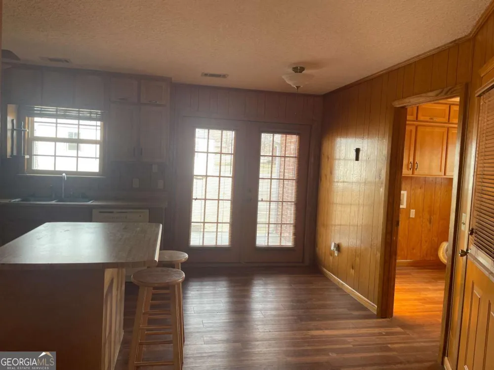 109 Lincoln DR Glennville, GA 30427