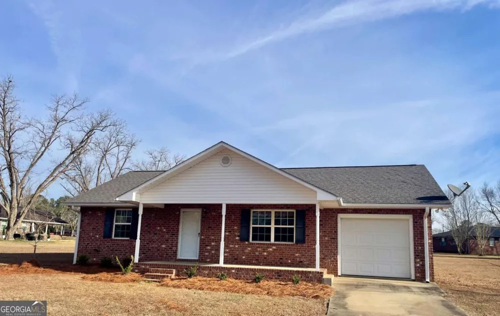 109 Lincoln DR Glennville, GA 30427