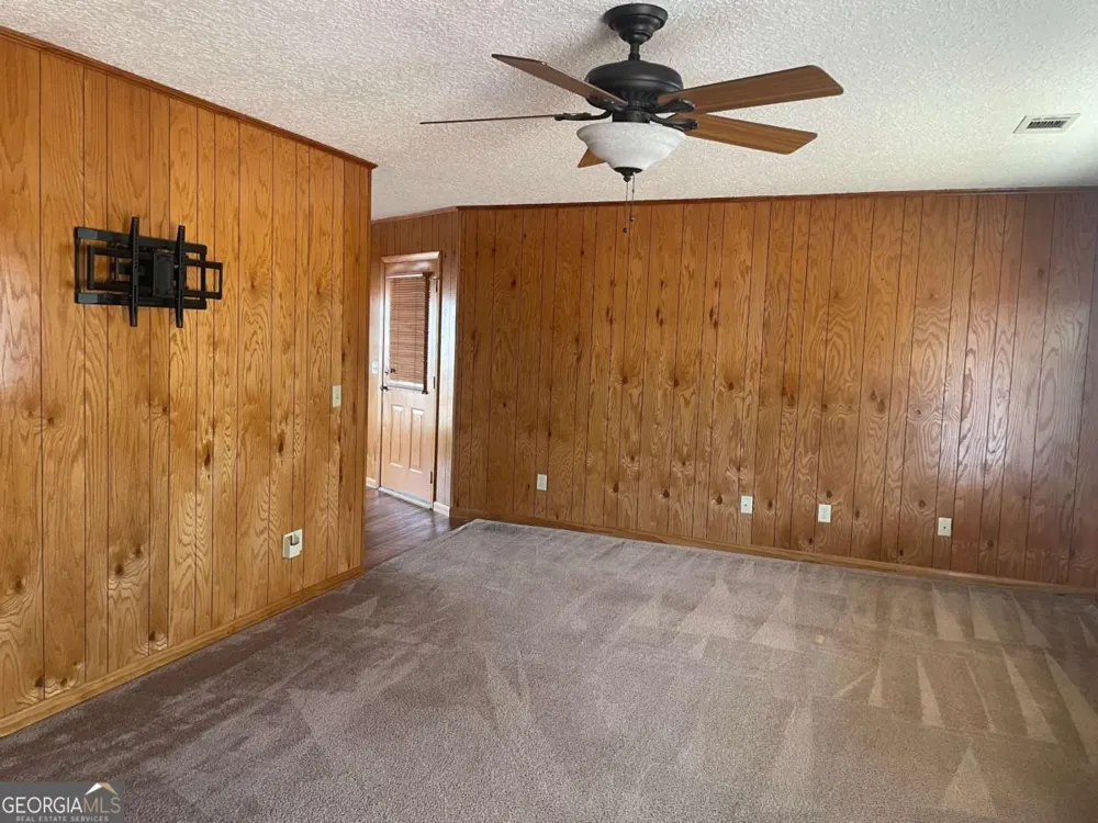 109 Lincoln DR Glennville, GA 30427