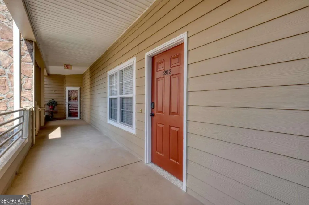 94 Gleneagle CT Clayton, GA 30525