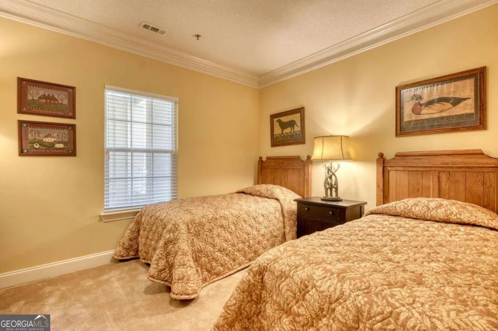 94 Gleneagle CT Clayton, GA 30525