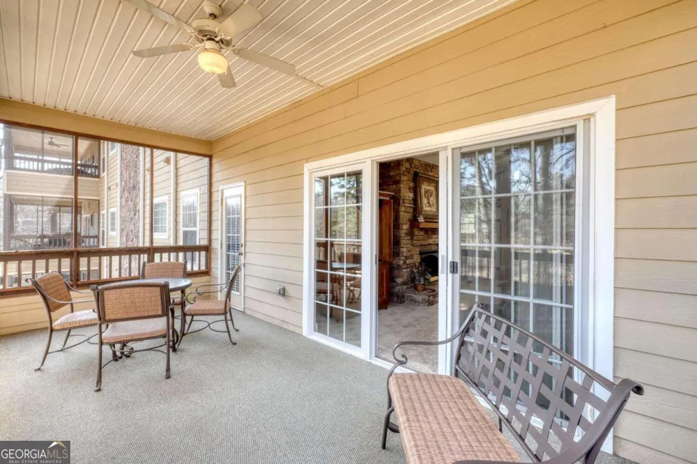 94 Gleneagle CT Clayton, GA 30525