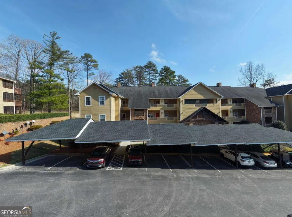 94 Gleneagle CT Clayton, GA 30525