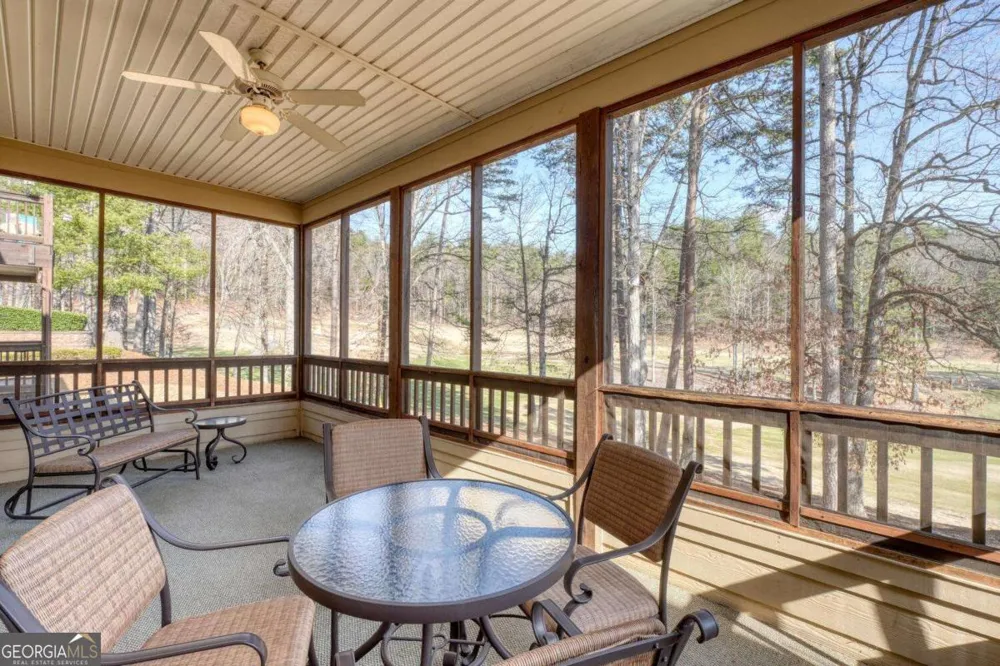 94 Gleneagle CT Clayton, GA 30525