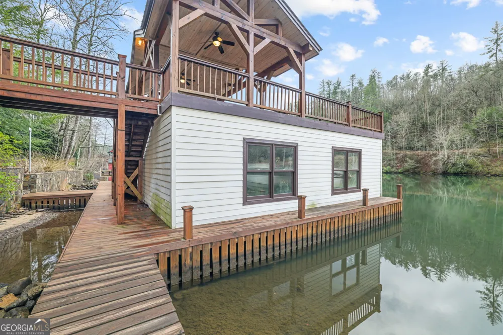 1233 Tame Turkey RD Lakemont, GA 30552
