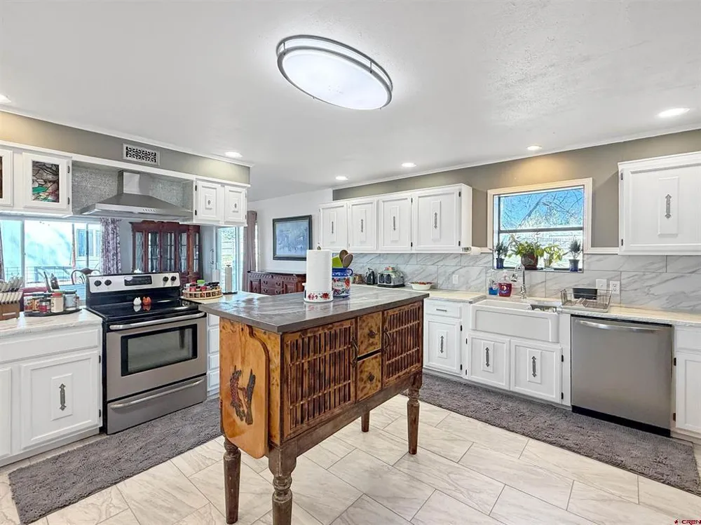412 W 1St Street Dove Creek, CO 81324