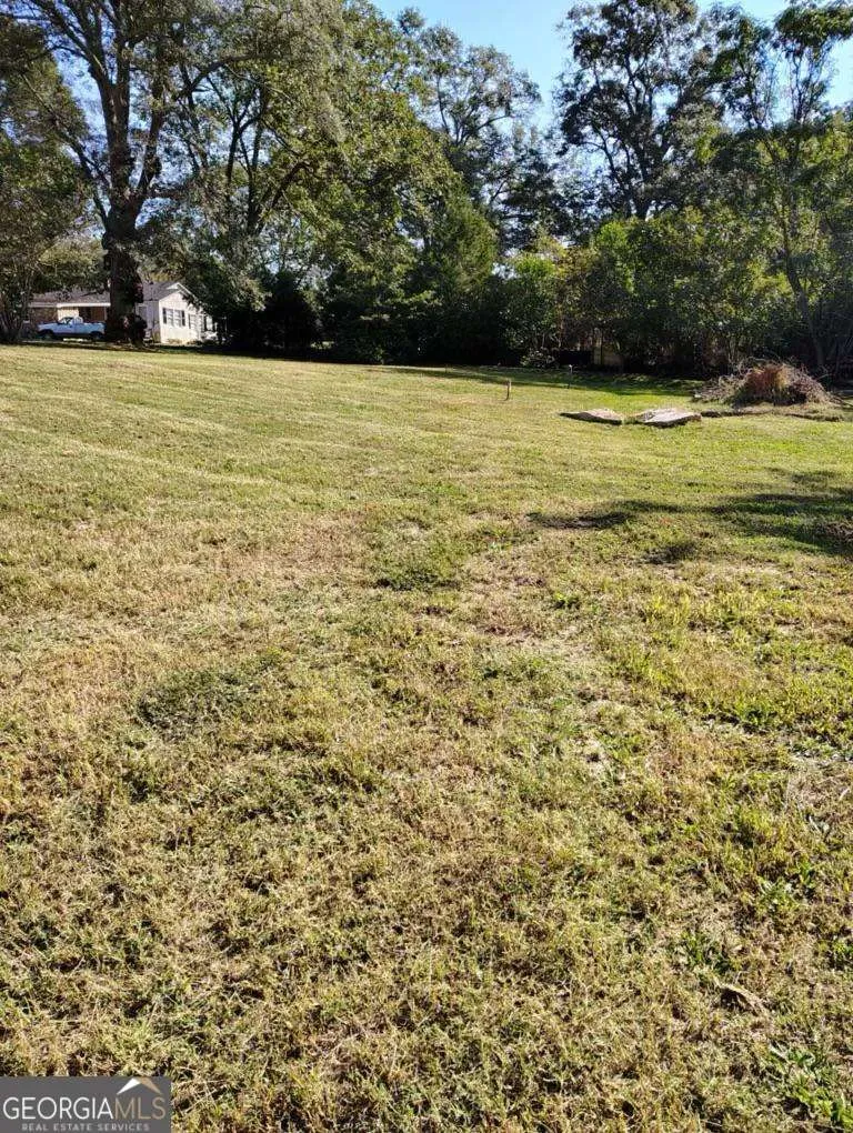 857 College ST Royston, GA 30662