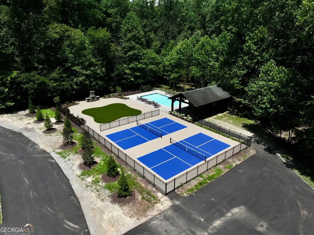 155 Rhondas WAY East Ellijay, GA 30540