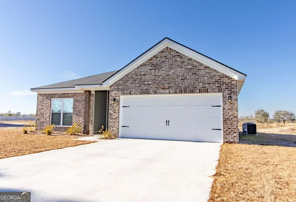 1879 Arnold DR SE Allenhurst, GA 31301