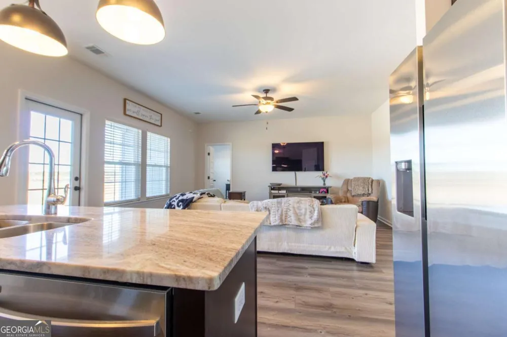 1879 Arnold DR SE Allenhurst, GA 31301