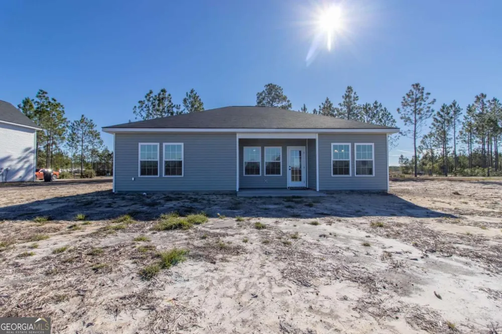 1879 Arnold DR SE Allenhurst, GA 31301