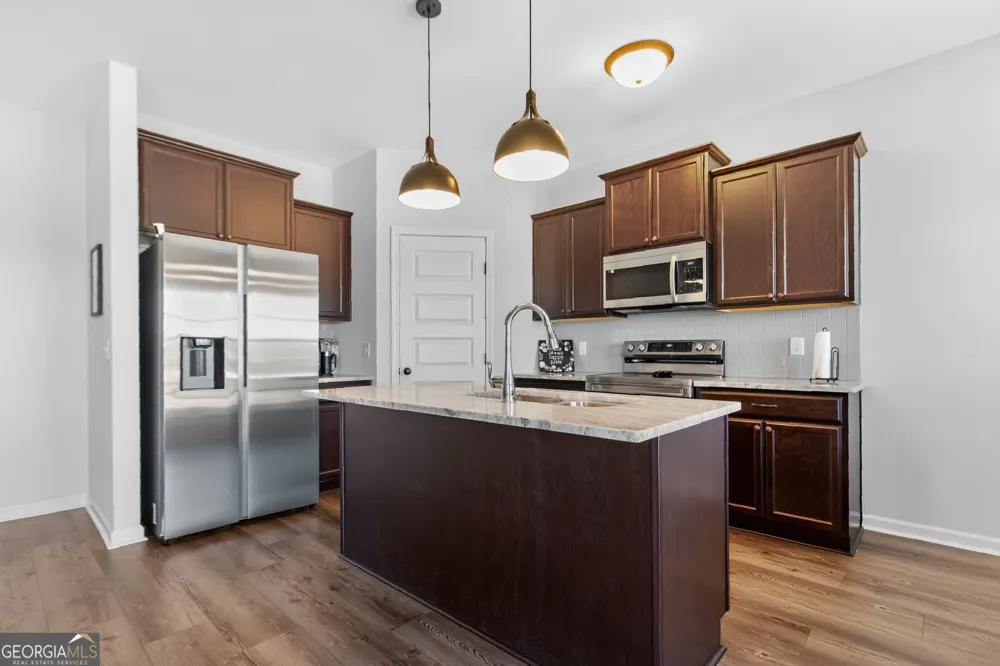 1879 Arnold DR SE Allenhurst, GA 31301