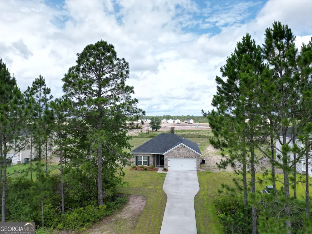1879 Arnold DR SE Allenhurst, GA 31301