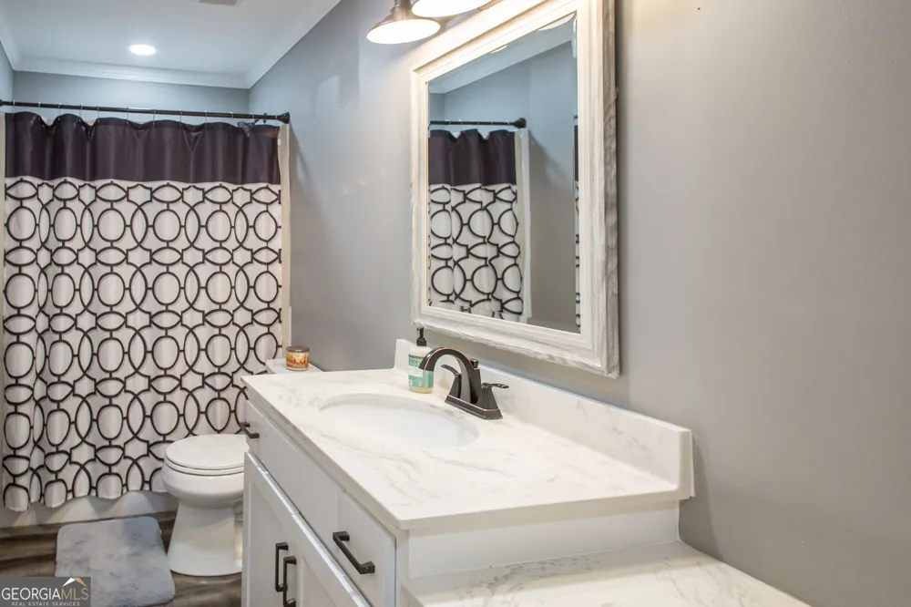 4697 Effie Sweat LN Waycross, GA 31503