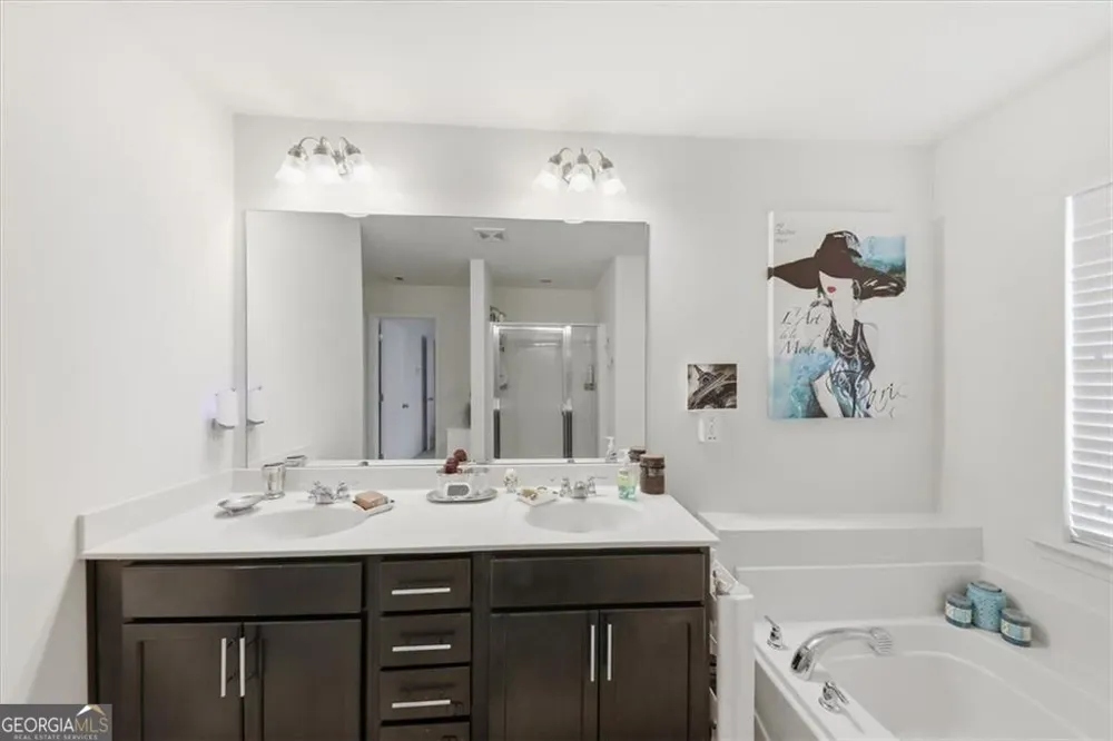 5527 Radford LOOP Fairburn, GA 30213