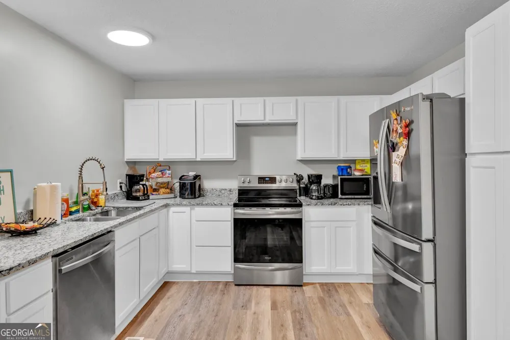 418 Flintside DR Cobb, GA 31735