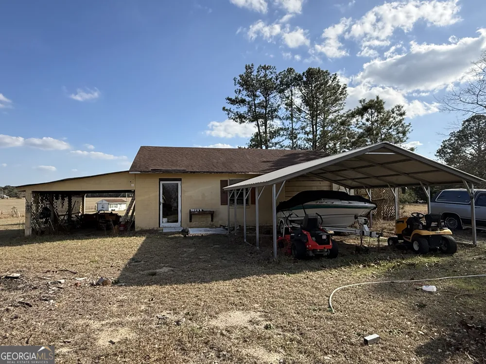 3104 Whiteoak RD Thomson, GA 30824