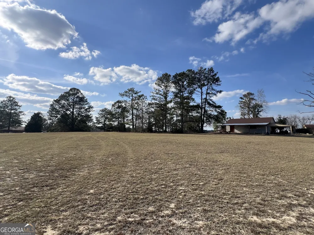 3104 Whiteoak RD Thomson, GA 30824