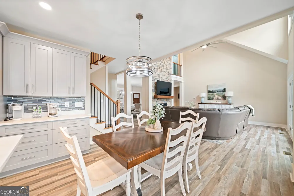 102 Moose LOOP Waleska, GA 30183