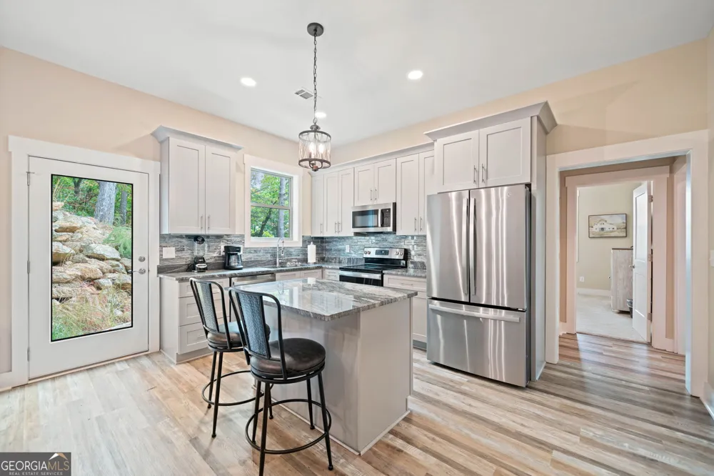 102 Moose LOOP Waleska, GA 30183
