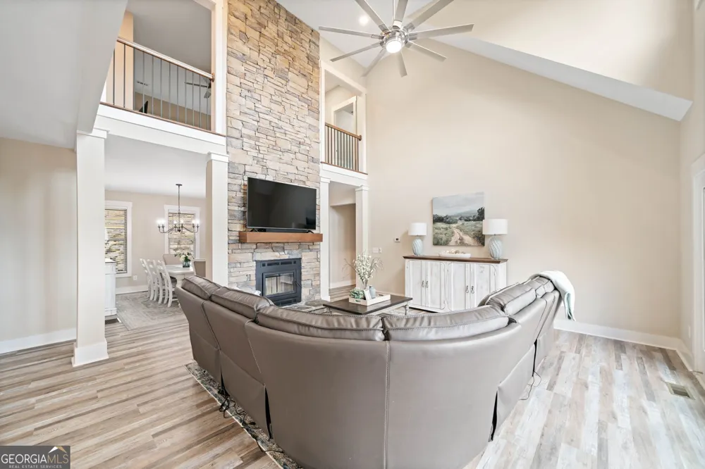 102 Moose LOOP Waleska, GA 30183