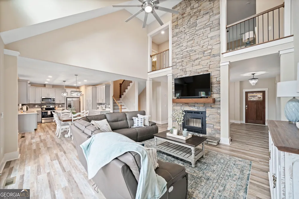 102 Moose LOOP Waleska, GA 30183