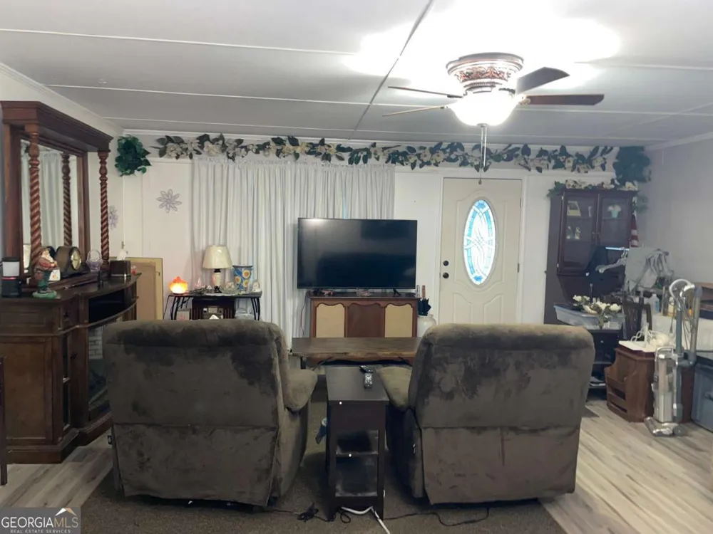 129 E Brumby ST Reidsville, GA 30453