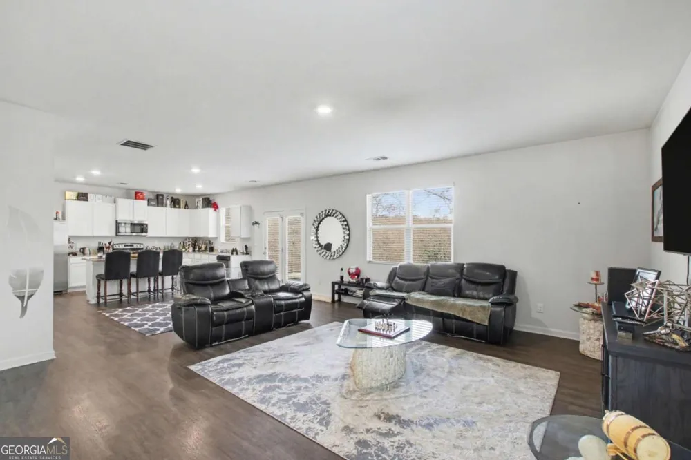 367 Hughes LN Pendergrass, GA 30567