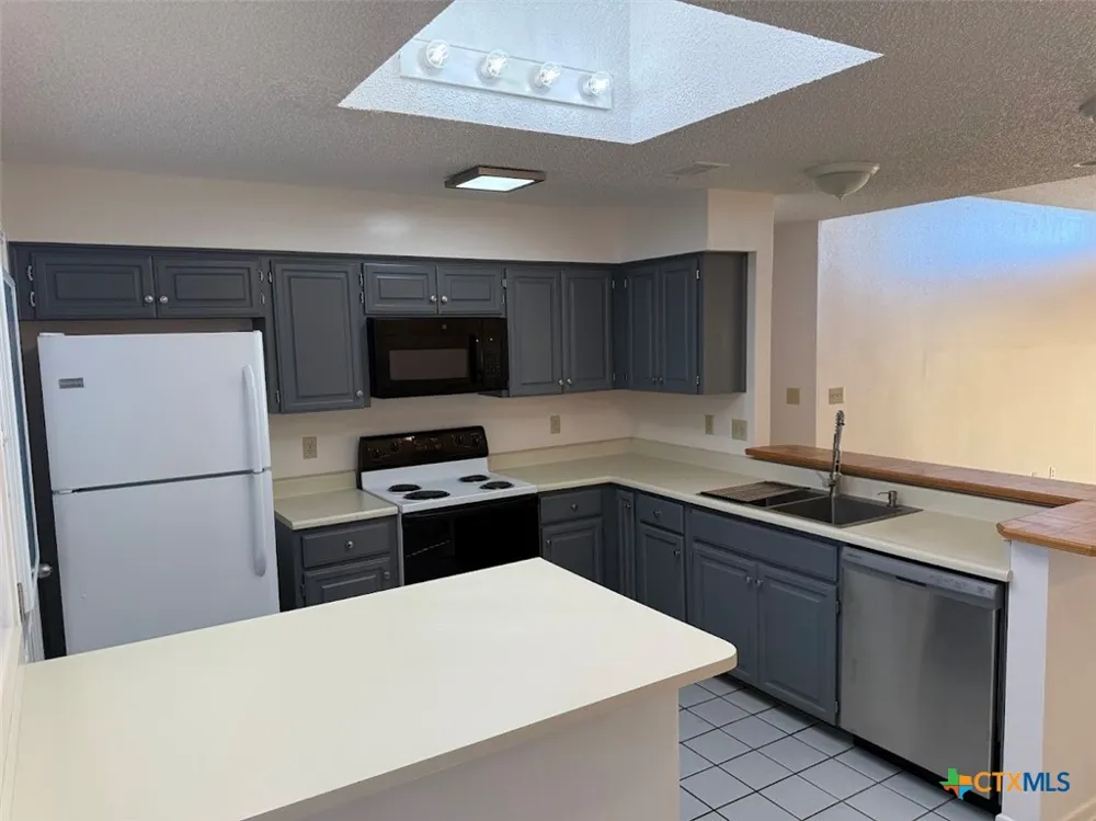 116 Campbell Drive #15 Canyon Lake, TX 78133