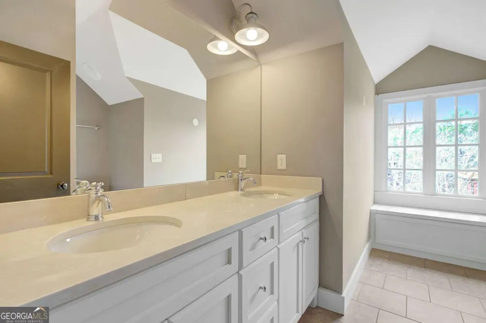 10559 Serenbe LN Chattahoochee Hills, GA 30268