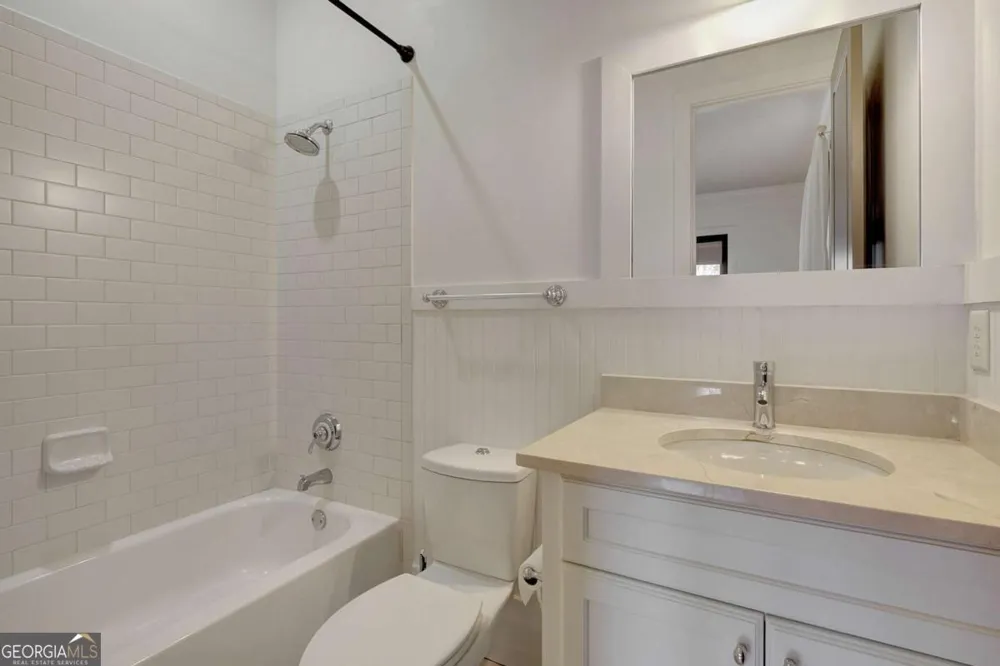 10559 Serenbe LN Chattahoochee Hills, GA 30268