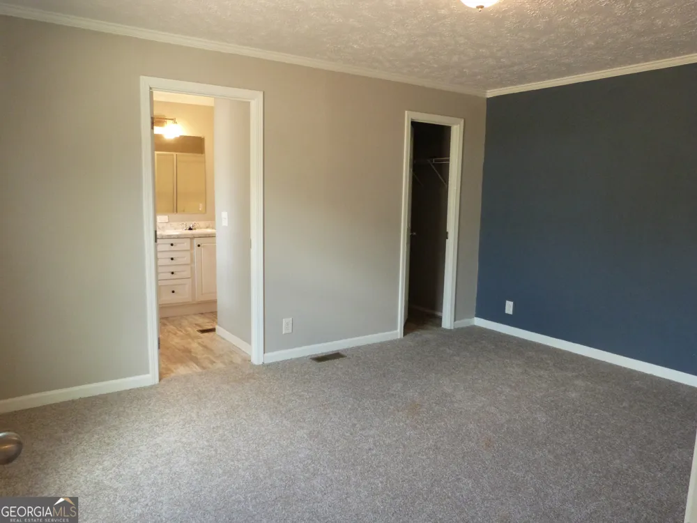 116 1st AVE Twin City, GA 30471