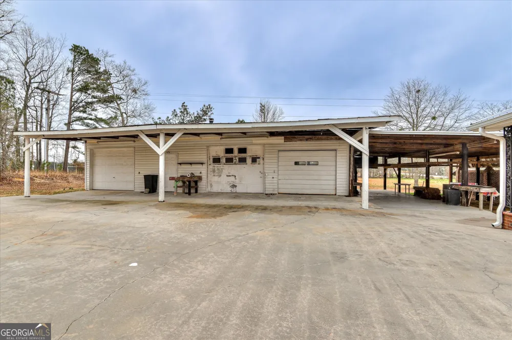 1690 Wrens HWY Thomson, GA 30824