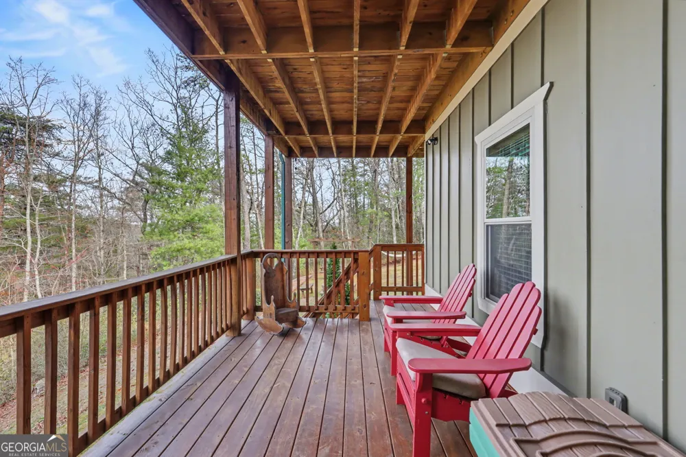 421 Hickory Nut Mtn Tallulah Falls, GA 30573