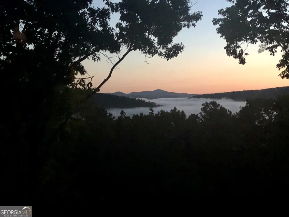421 Hickory Nut Mtn Tallulah Falls, GA 30573