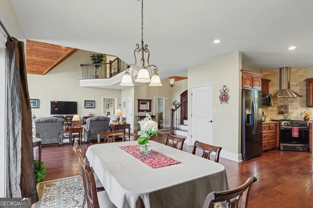 421 Hickory Nut Mtn Tallulah Falls, GA 30573