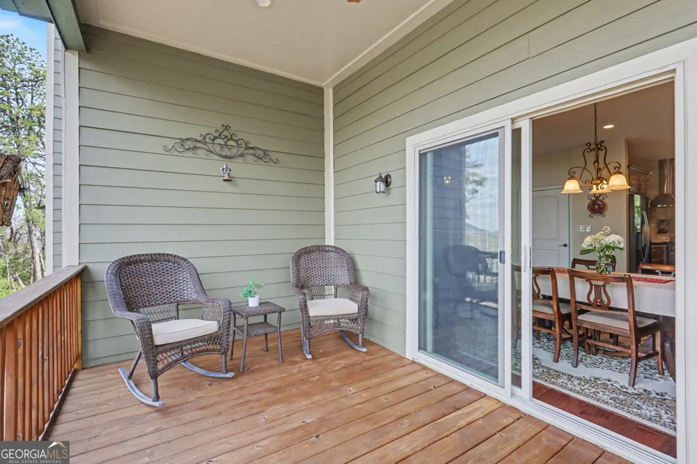 421 Hickory Nut Mtn Tallulah Falls, GA 30573