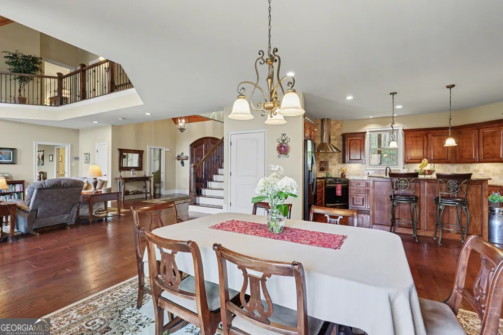 421 Hickory Nut Mtn Tallulah Falls, GA 30573