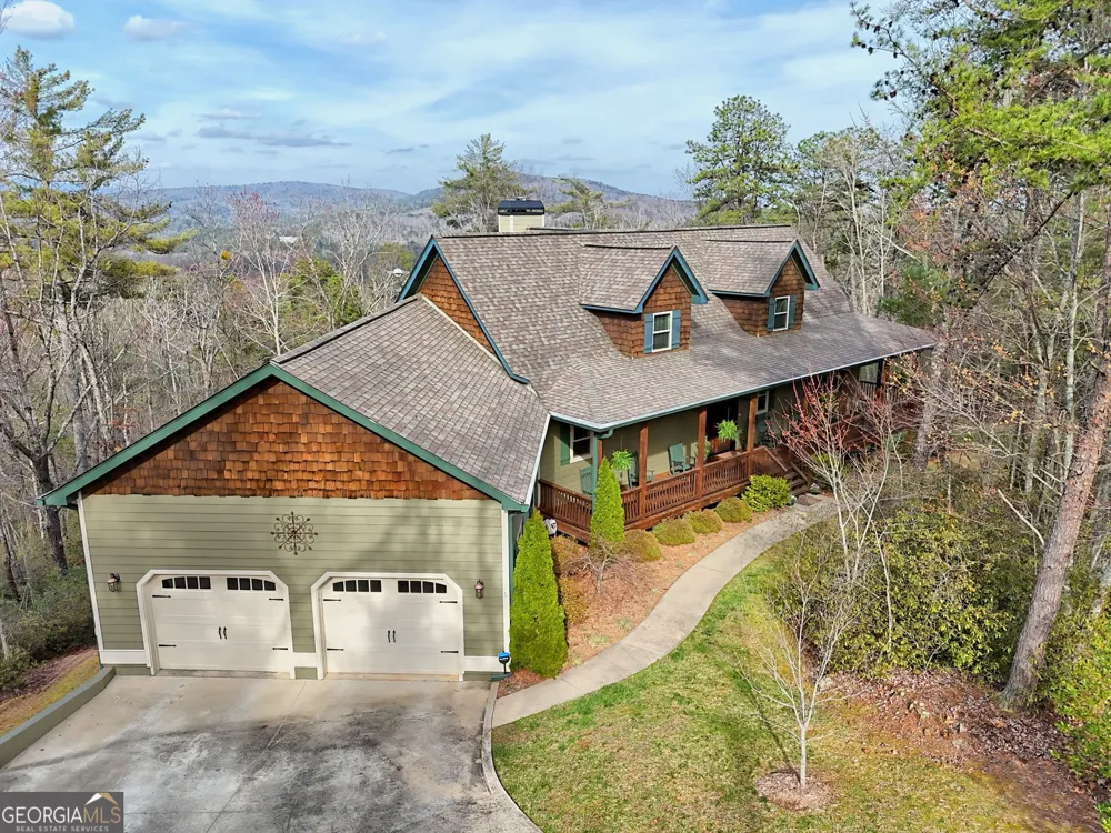 421 Hickory Nut Mtn Tallulah Falls, GA 30573