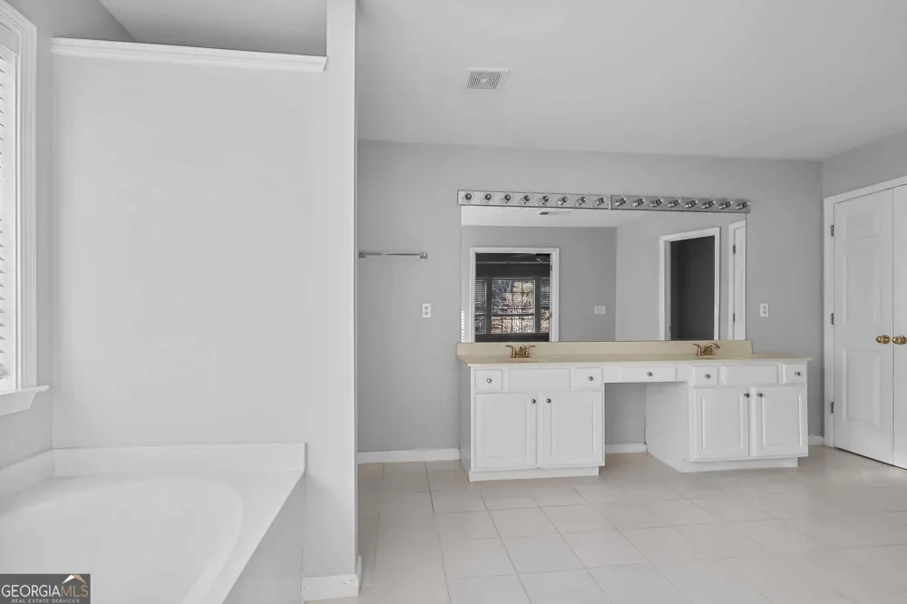 4771 Glen Level DR Sugar Hill, GA 30518