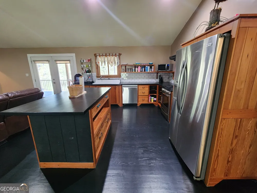 162 Bacon ST Irwinton, GA 31042