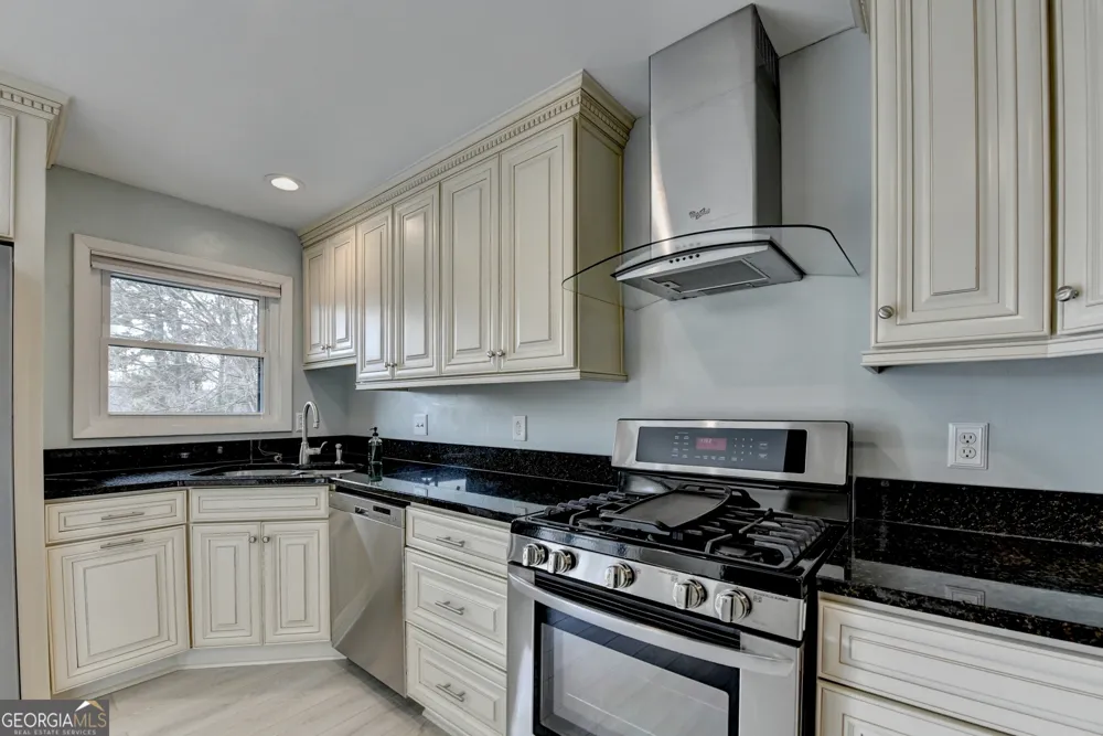 711 River Mill CIR Roswell, GA 30075