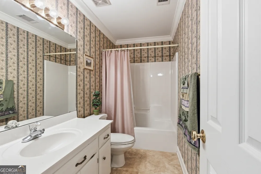 22 Green Hill PL Toccoa, GA 30577